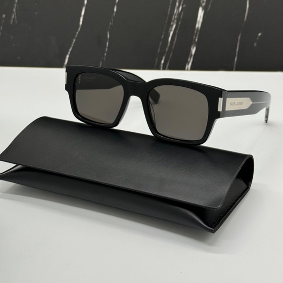 NEW SL617 001 SAINT LAURENT SQUARE SL 617 001 BLACK UNISEX SUNGLASSES - Picture 1 of 11